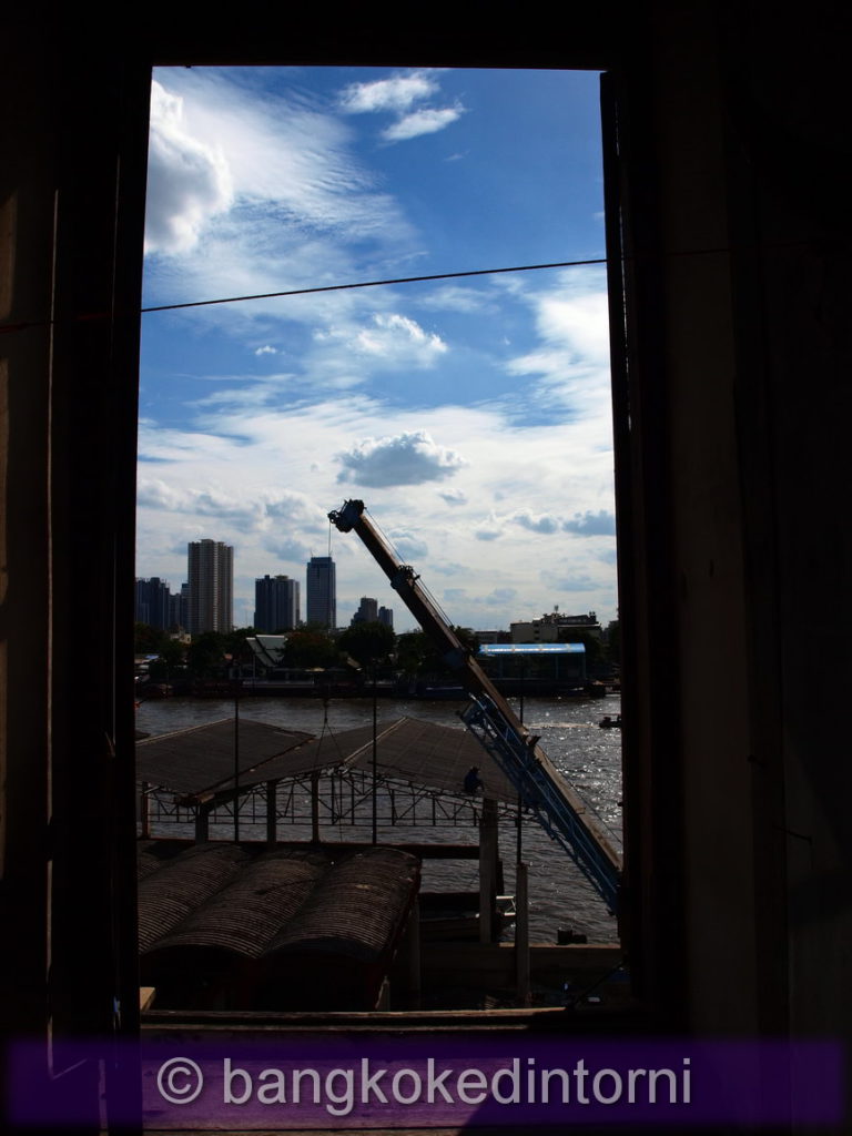Vista sul fiume Chao Phraya